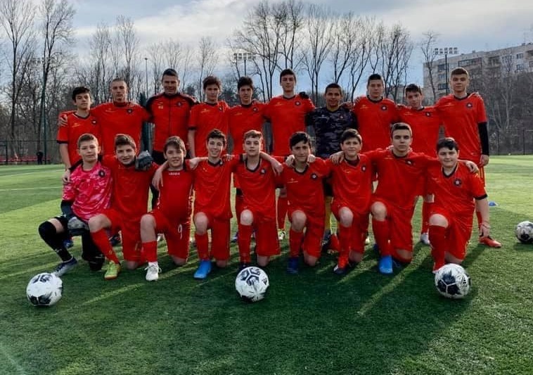 FC Pobeda - photo of the football team during the national championship