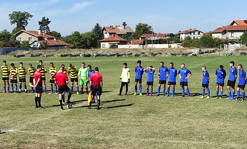 FC Sportist 13 - photo of a football team during a match from the country's national championship